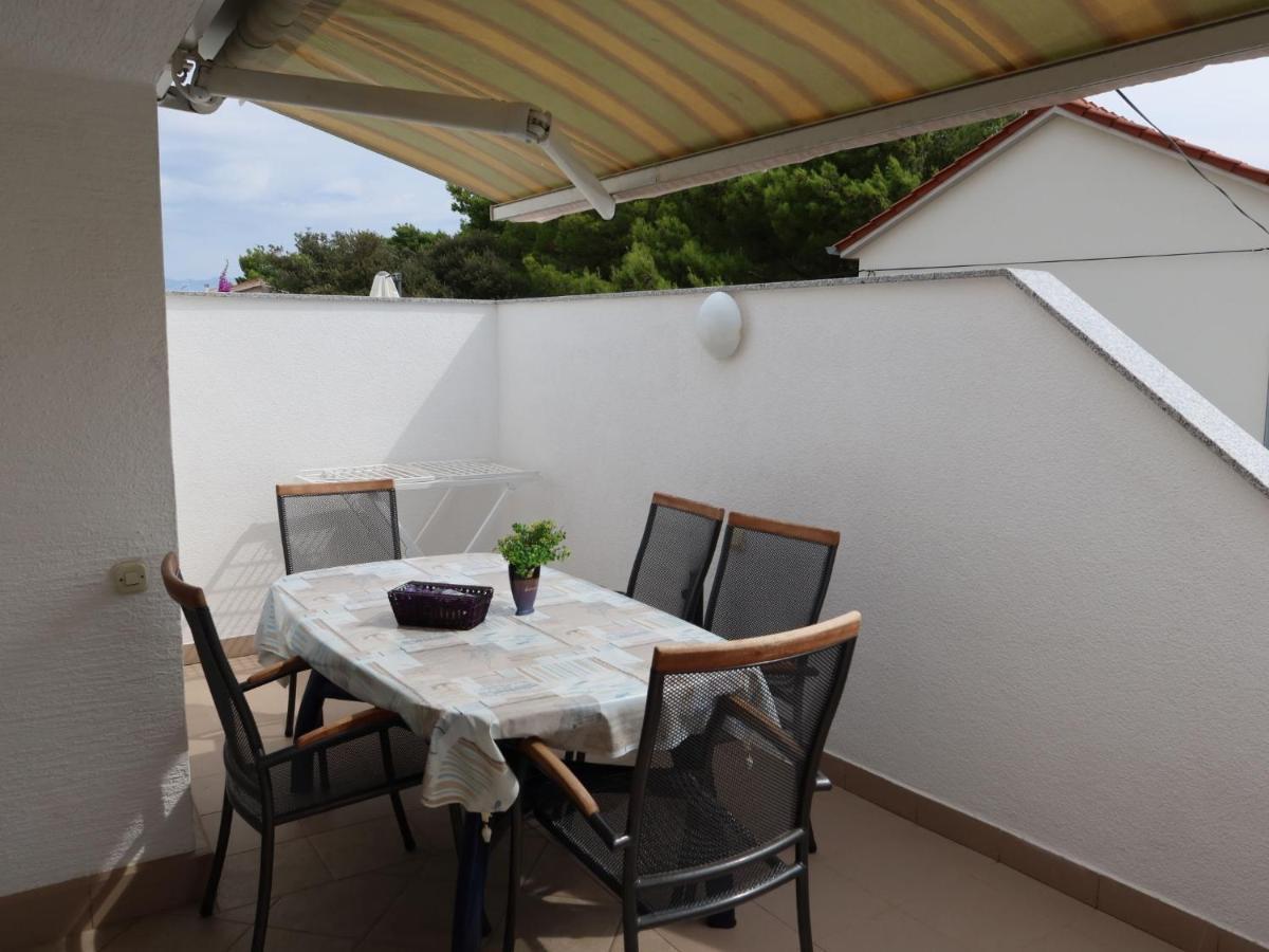 Apartment Mira-1 By Interhome Vir Exterior photo
