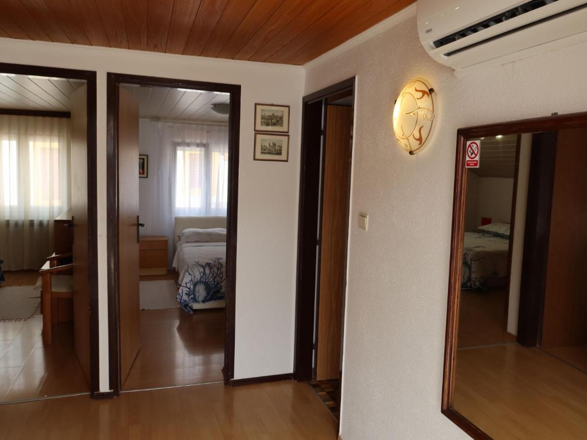 Apartment Mira-1 By Interhome Vir Exterior photo